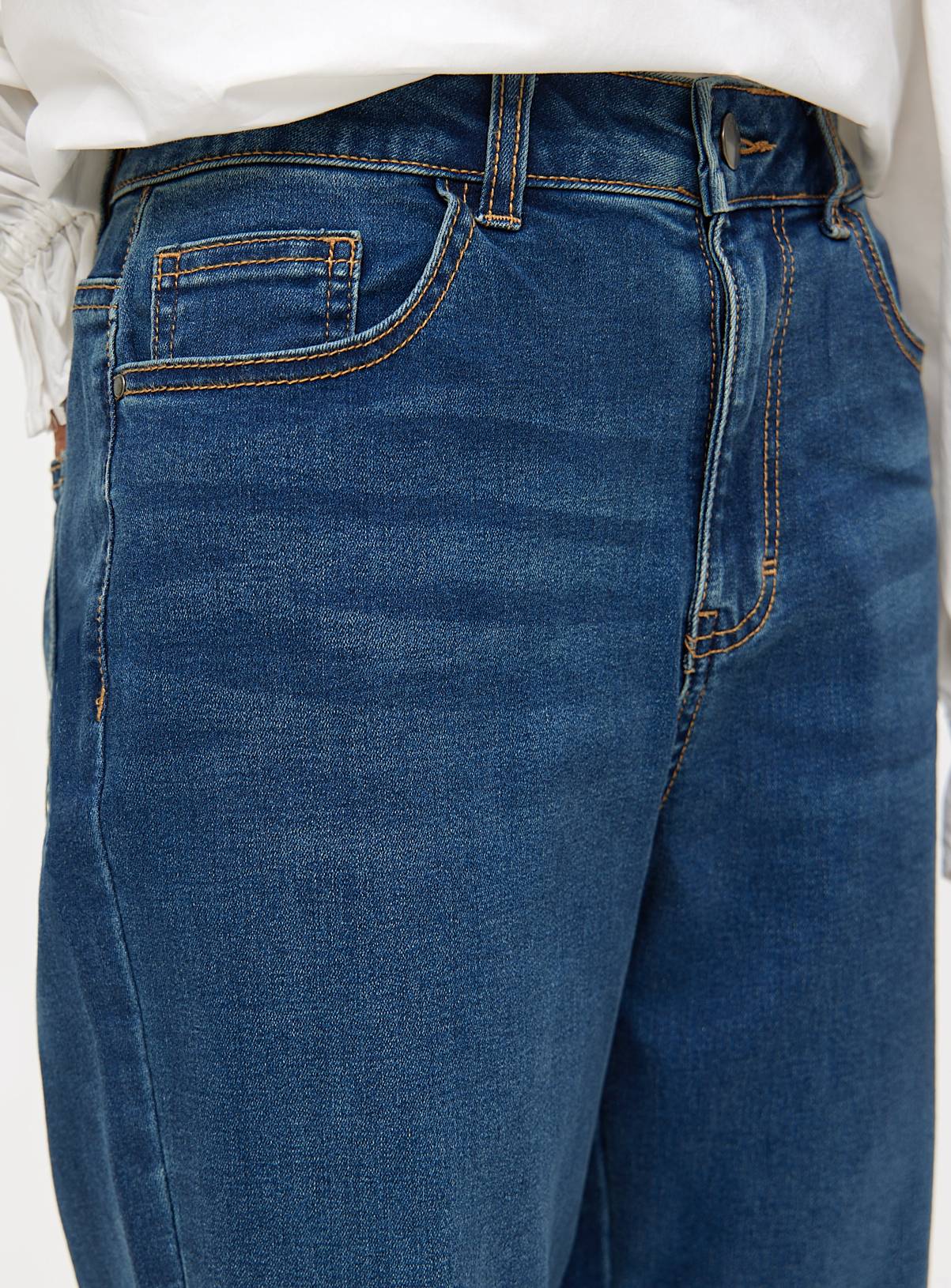 Mid Denim Straight Leg Jeans  8R - Image 3